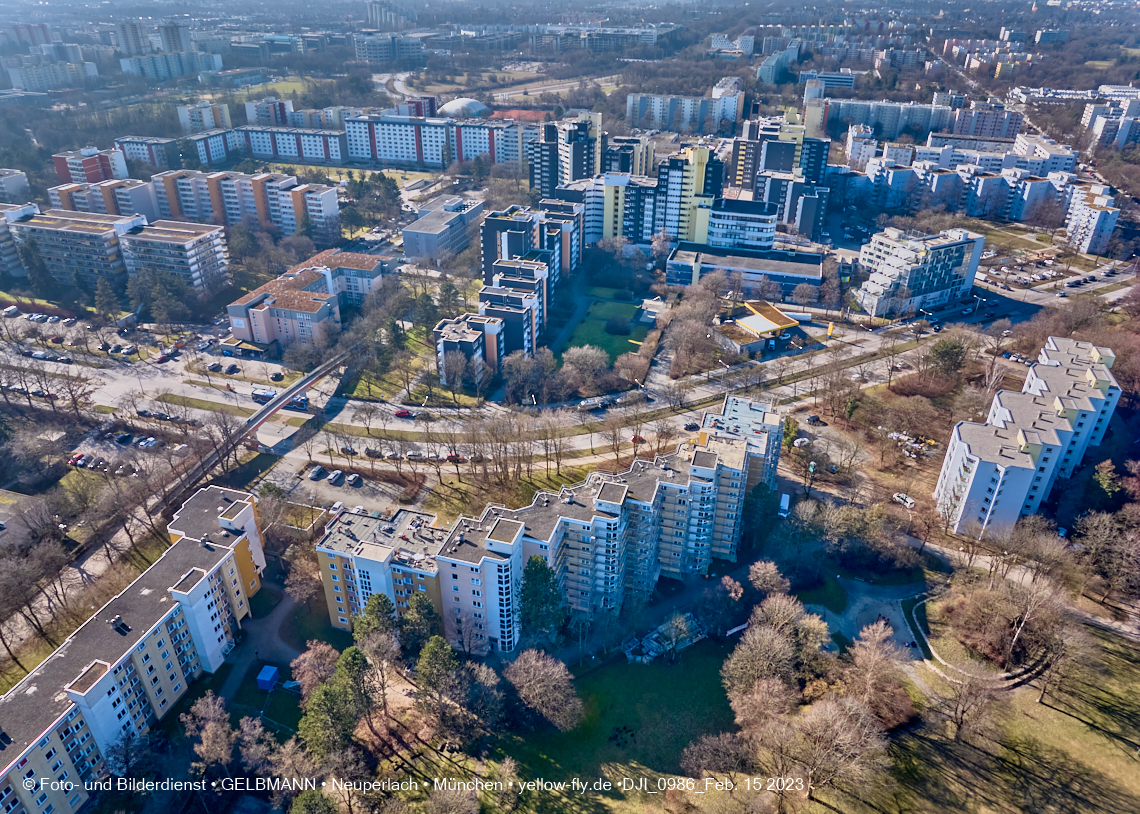 15.02.2023 - Marx-Zentrum und Wohnanlage Karl-Marx-Ring in Neuperlach